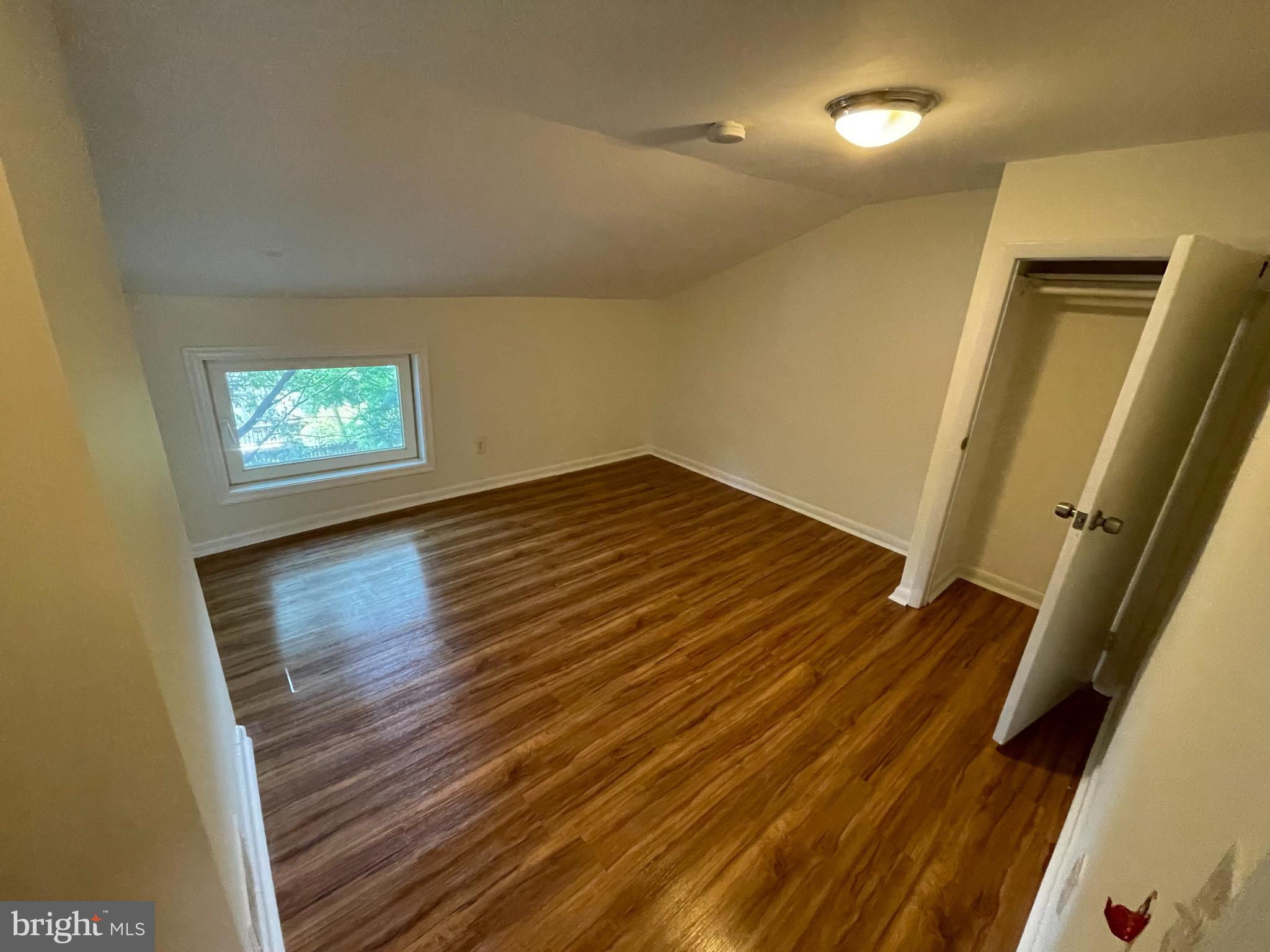 HOLLINS MARKET - Residential Lease