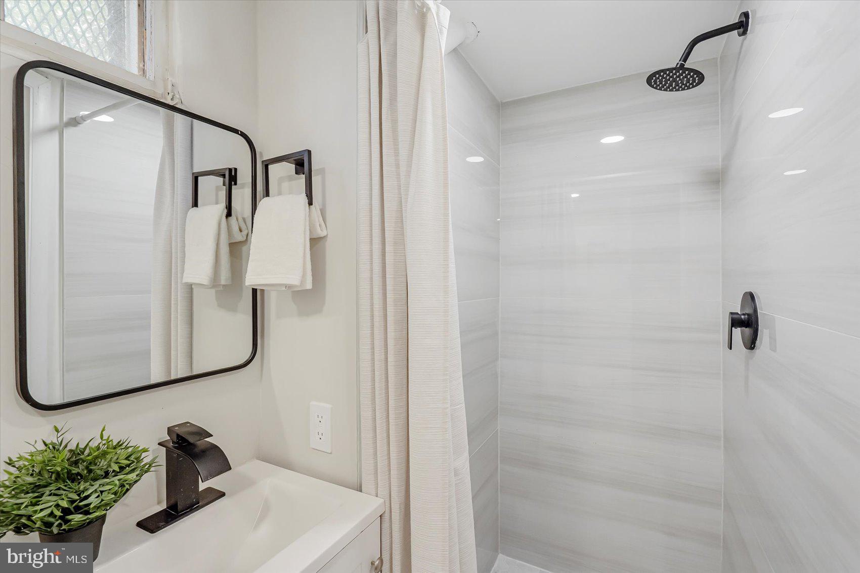 HARFORD PARK - Residential