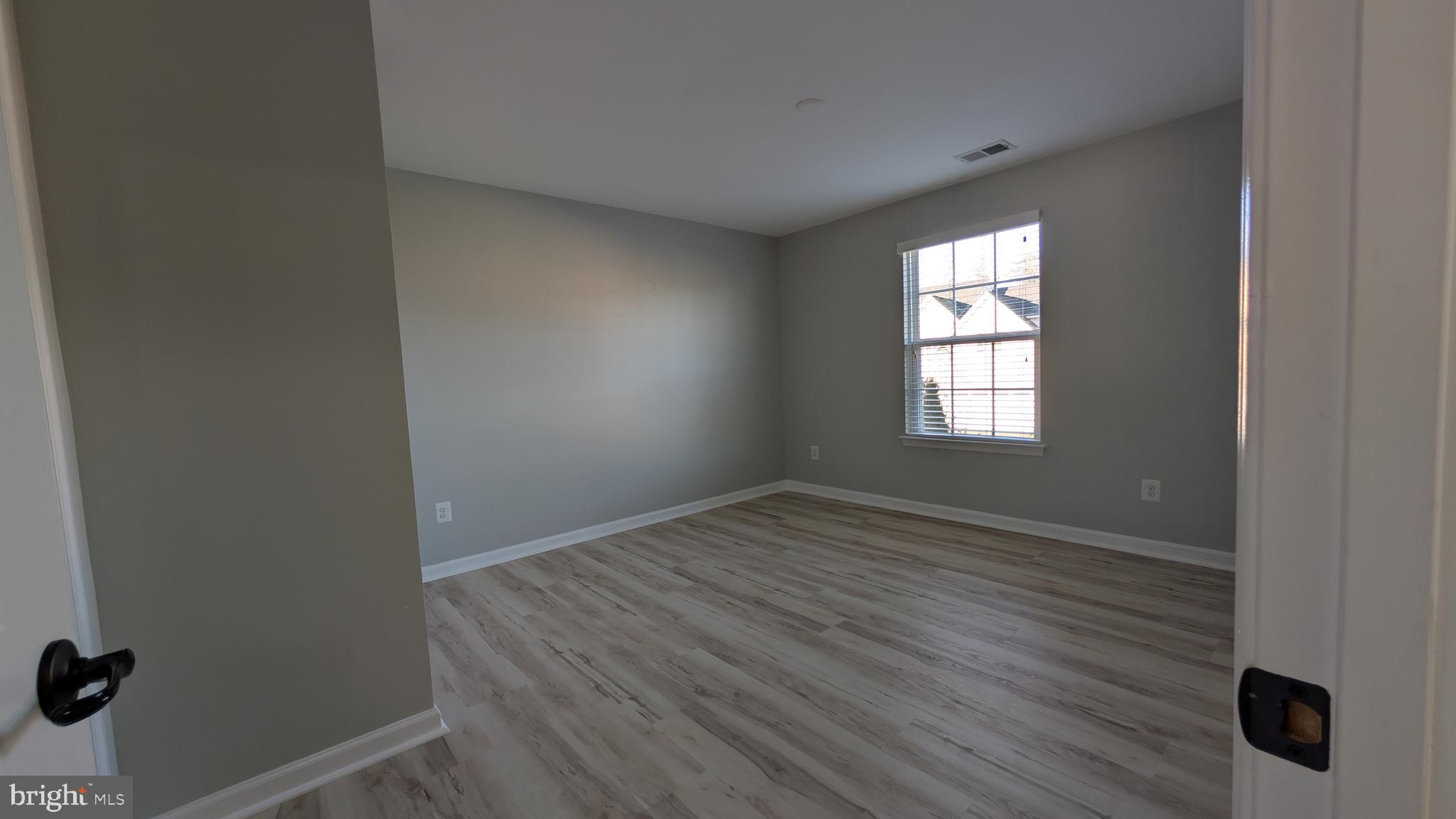 KIRKPATRICK WEST - Residential Lease