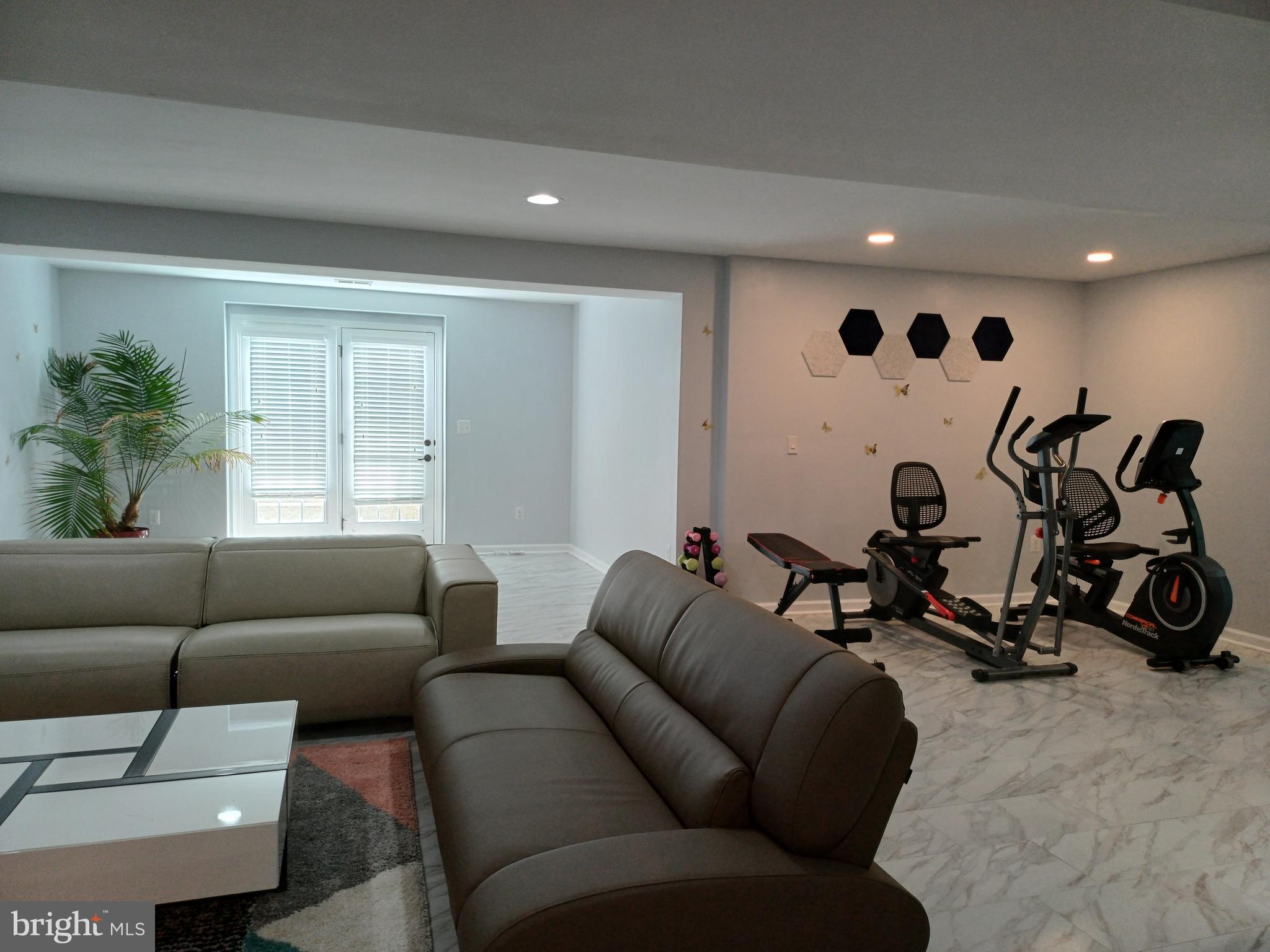 KIRKPATRICK WEST - Residential Lease