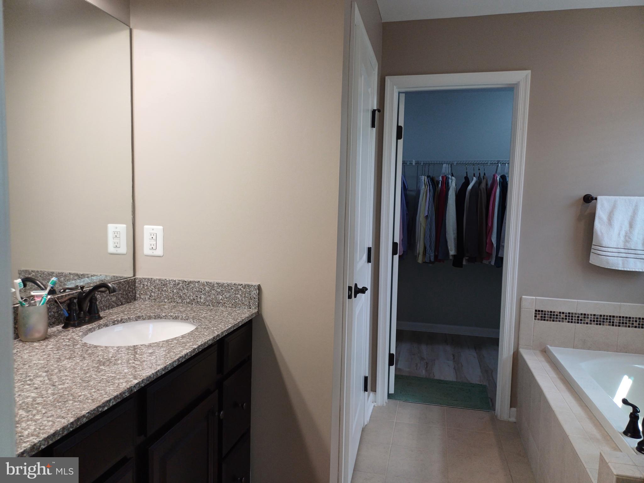 KIRKPATRICK WEST - Residential Lease