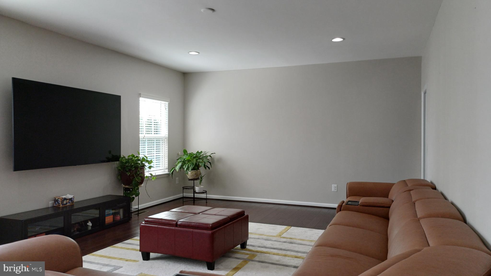 KIRKPATRICK WEST - Residential Lease