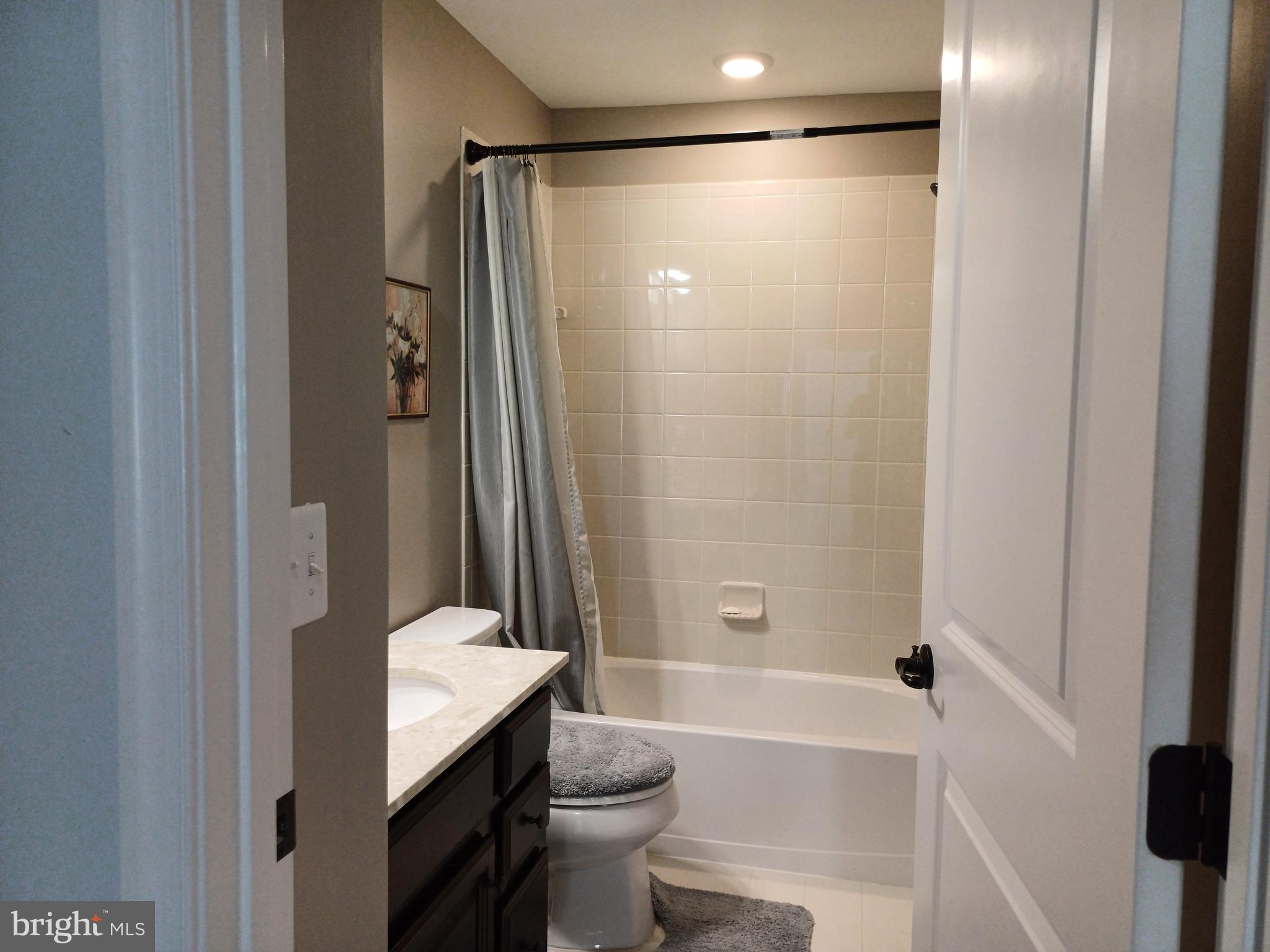 KIRKPATRICK WEST - Residential Lease