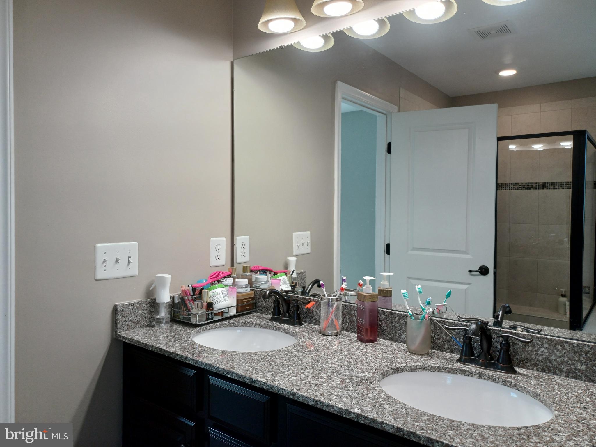 KIRKPATRICK WEST - Residential Lease