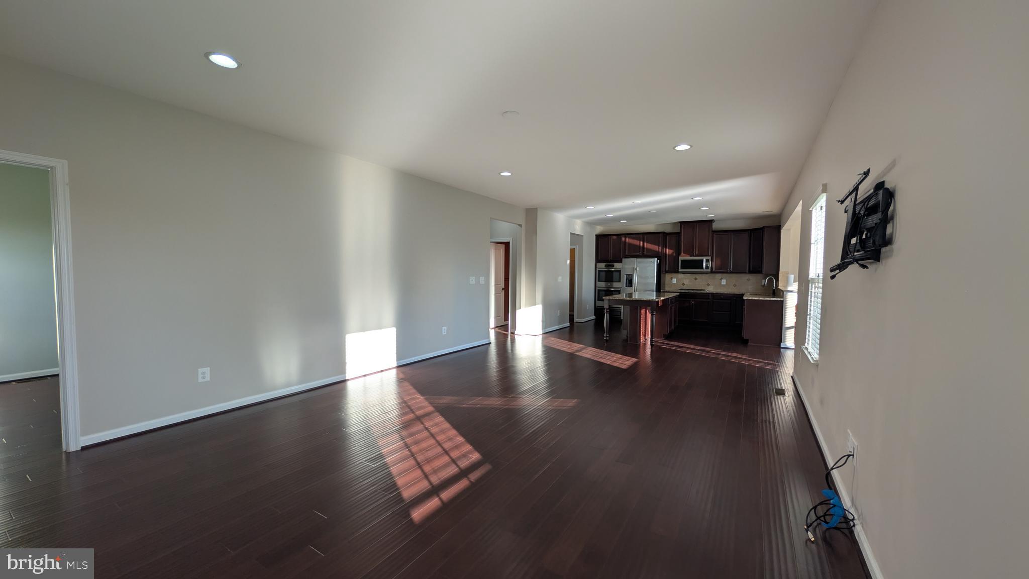 KIRKPATRICK WEST - Residential Lease