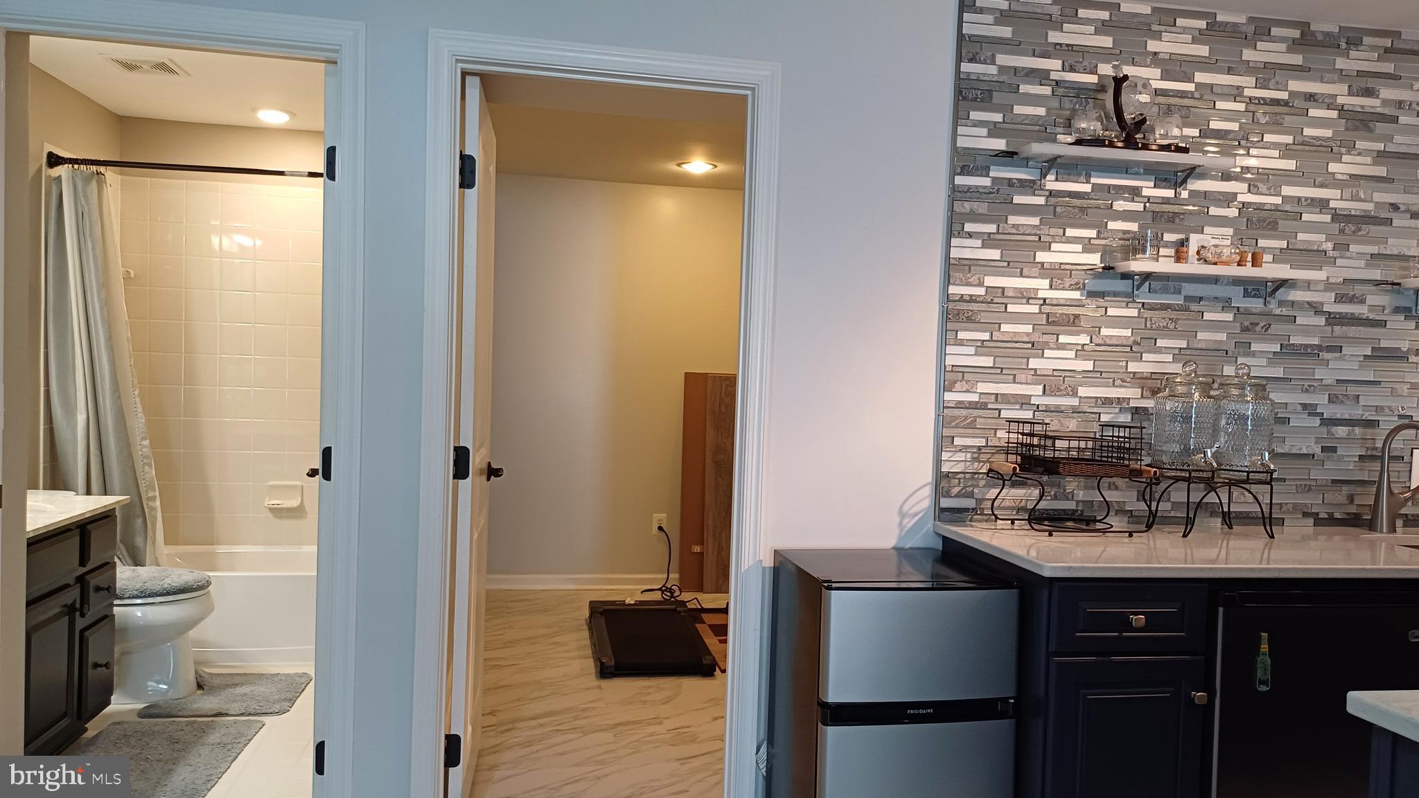 KIRKPATRICK WEST - Residential Lease