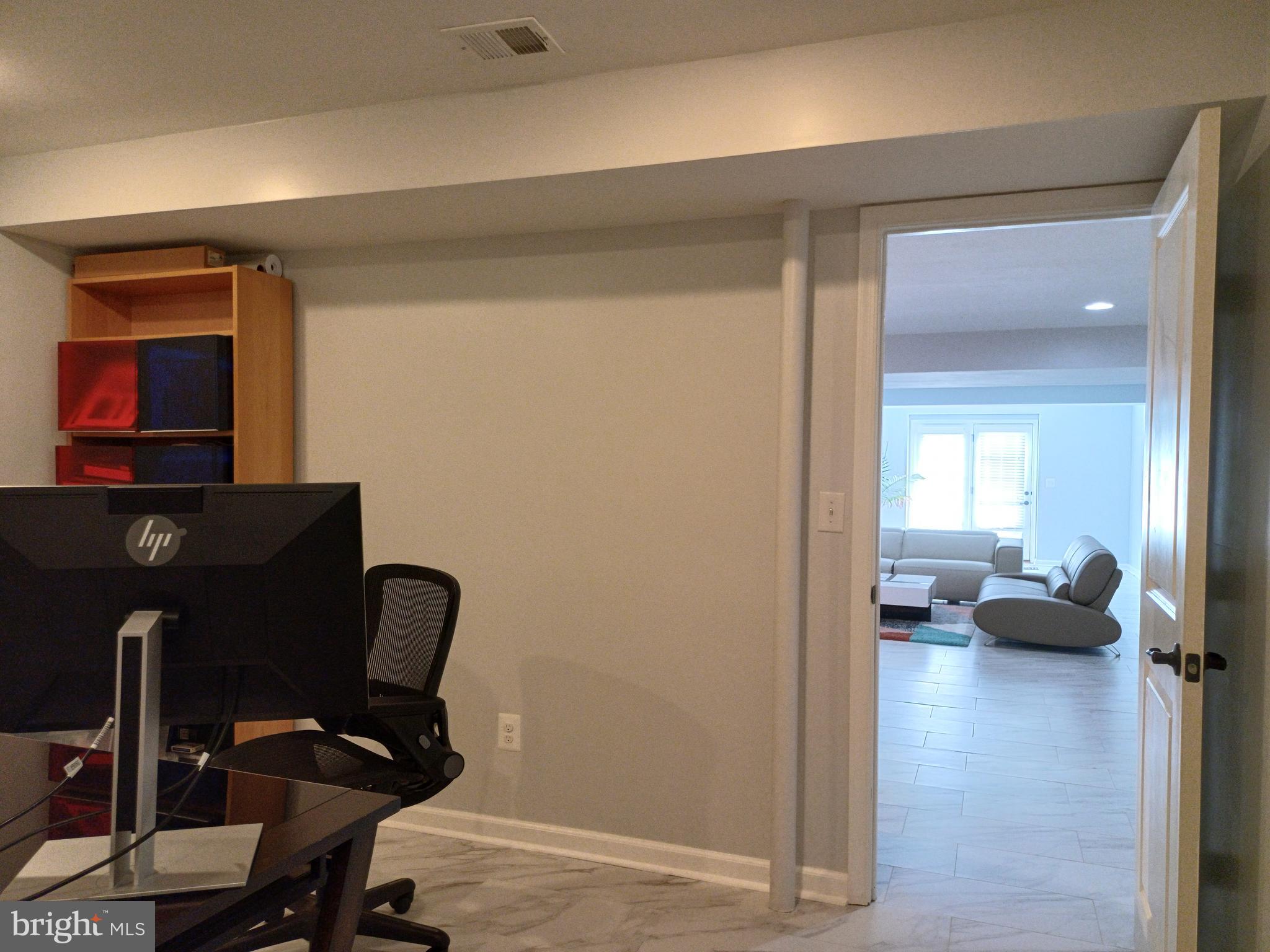 KIRKPATRICK WEST - Residential Lease