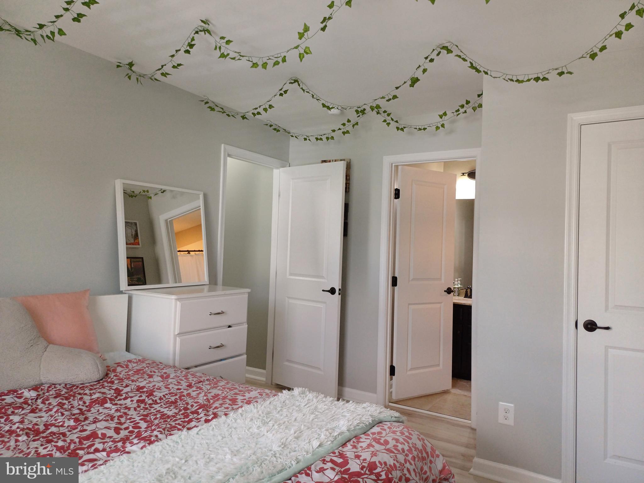 KIRKPATRICK WEST - Residential Lease