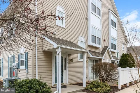 MLS: NJBL2083358