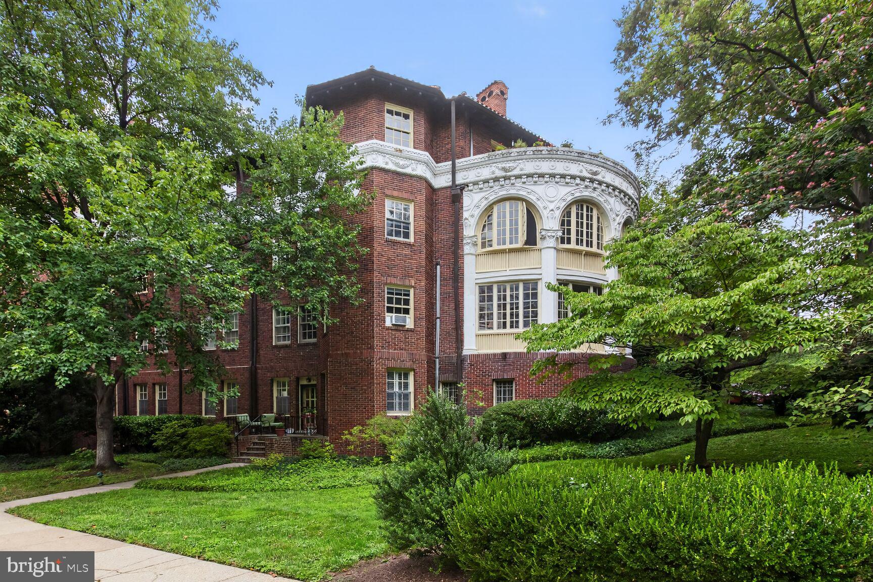 TUSCANY-CANTERBURY - Residential