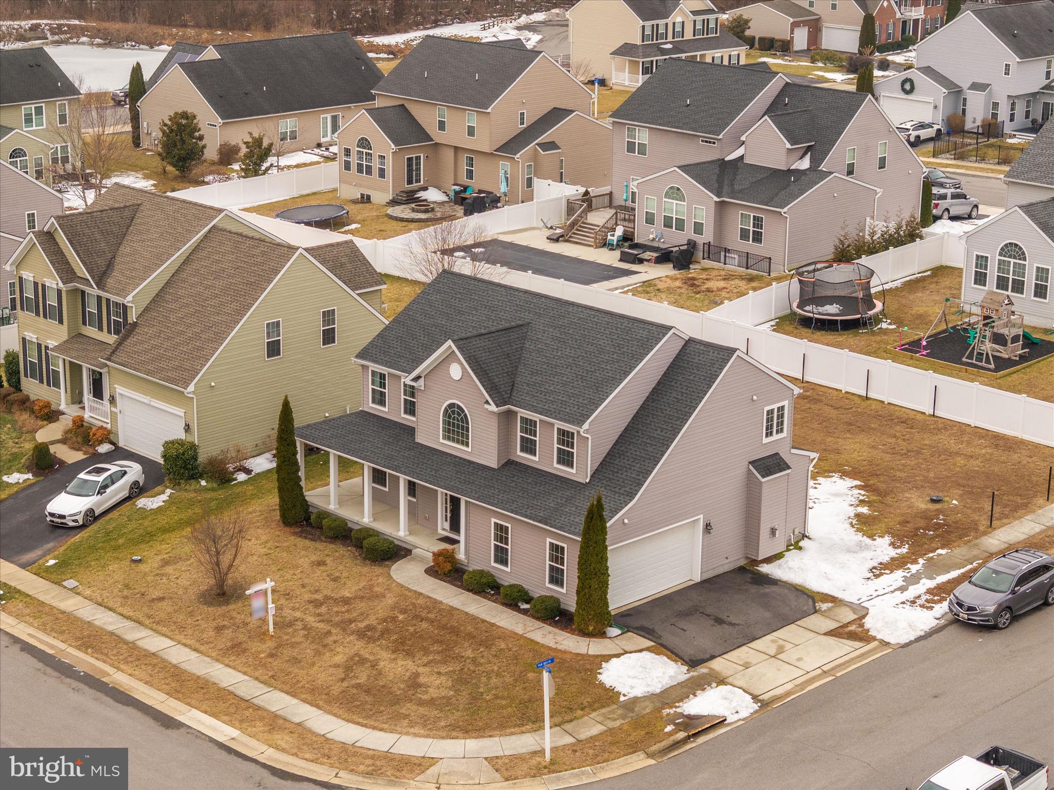 NORTH BROOK - Residential