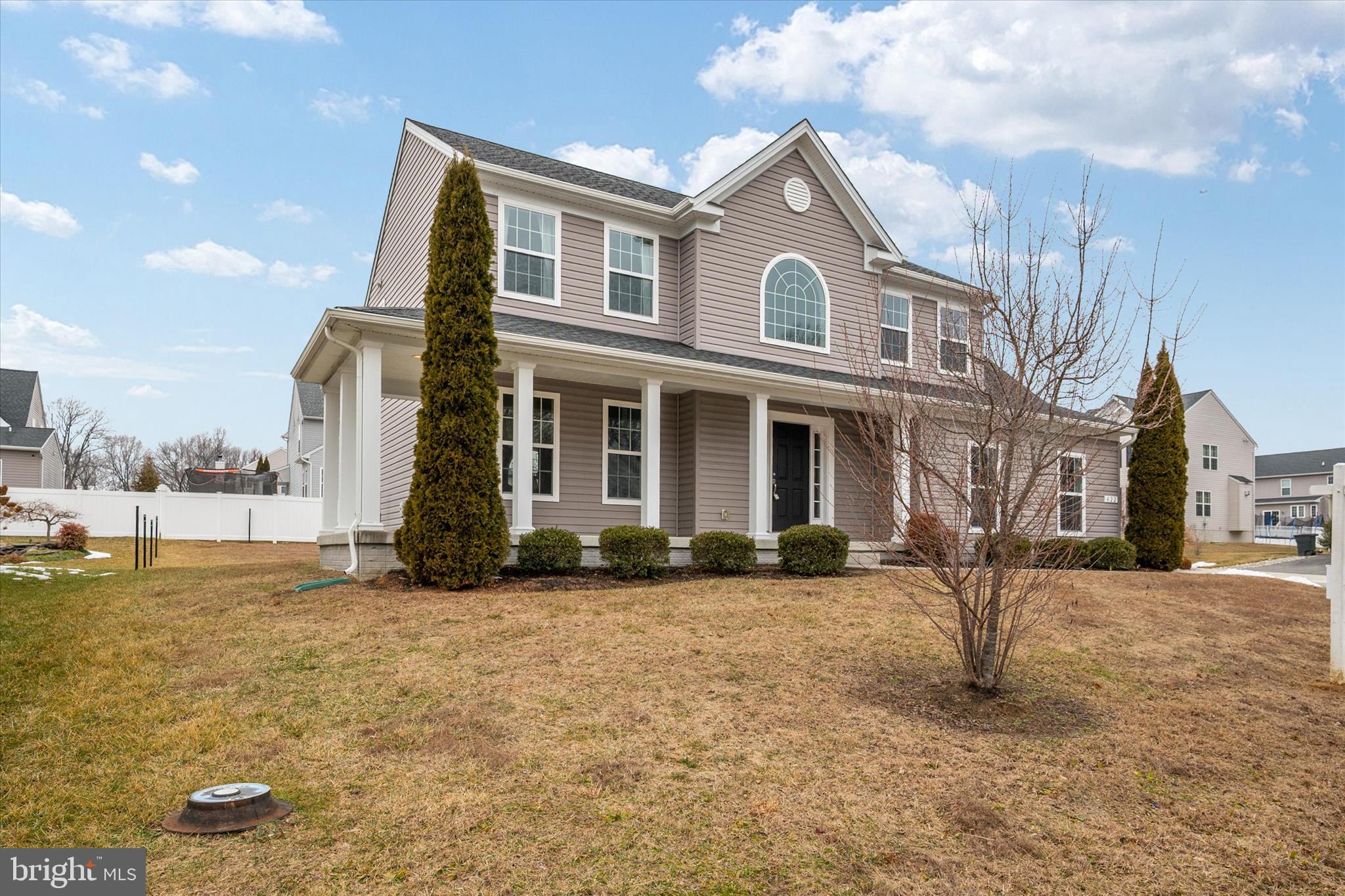 NORTH BROOK - Residential