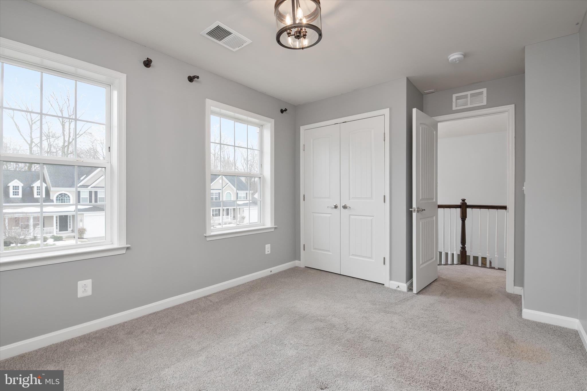 NORTH BROOK - Residential