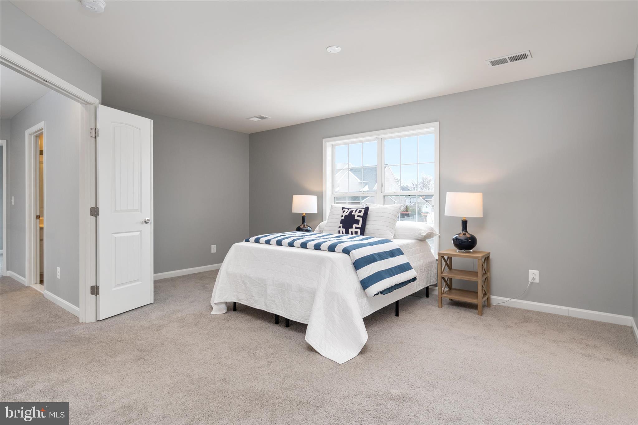 NORTH BROOK - Residential