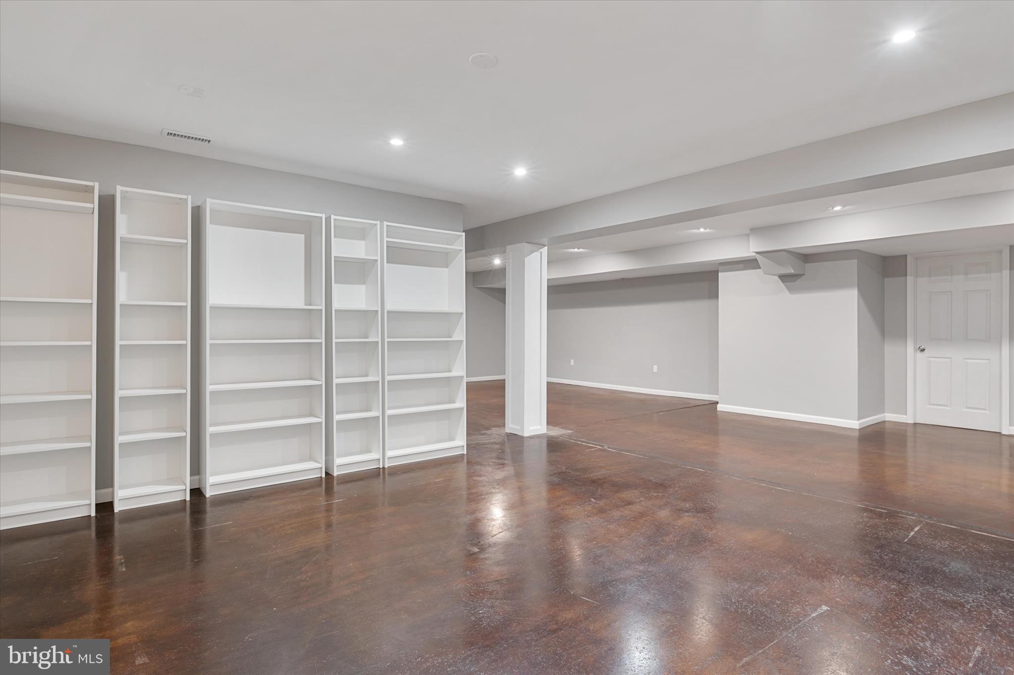 NORTH BROOK - Residential