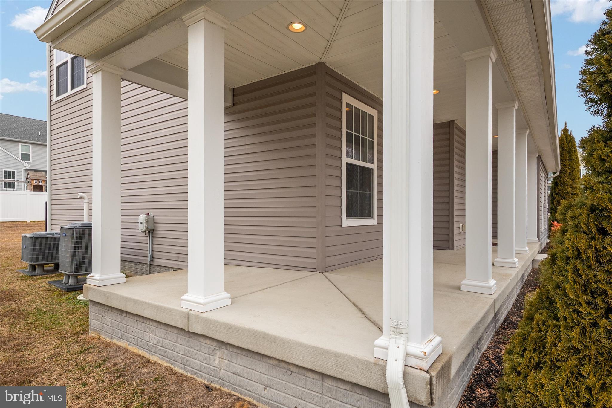 NORTH BROOK - Residential