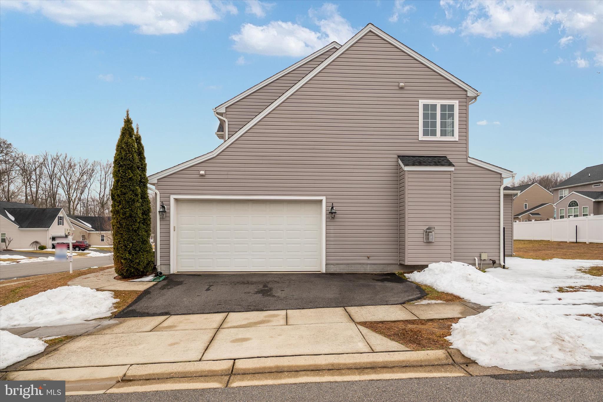 NORTH BROOK - Residential