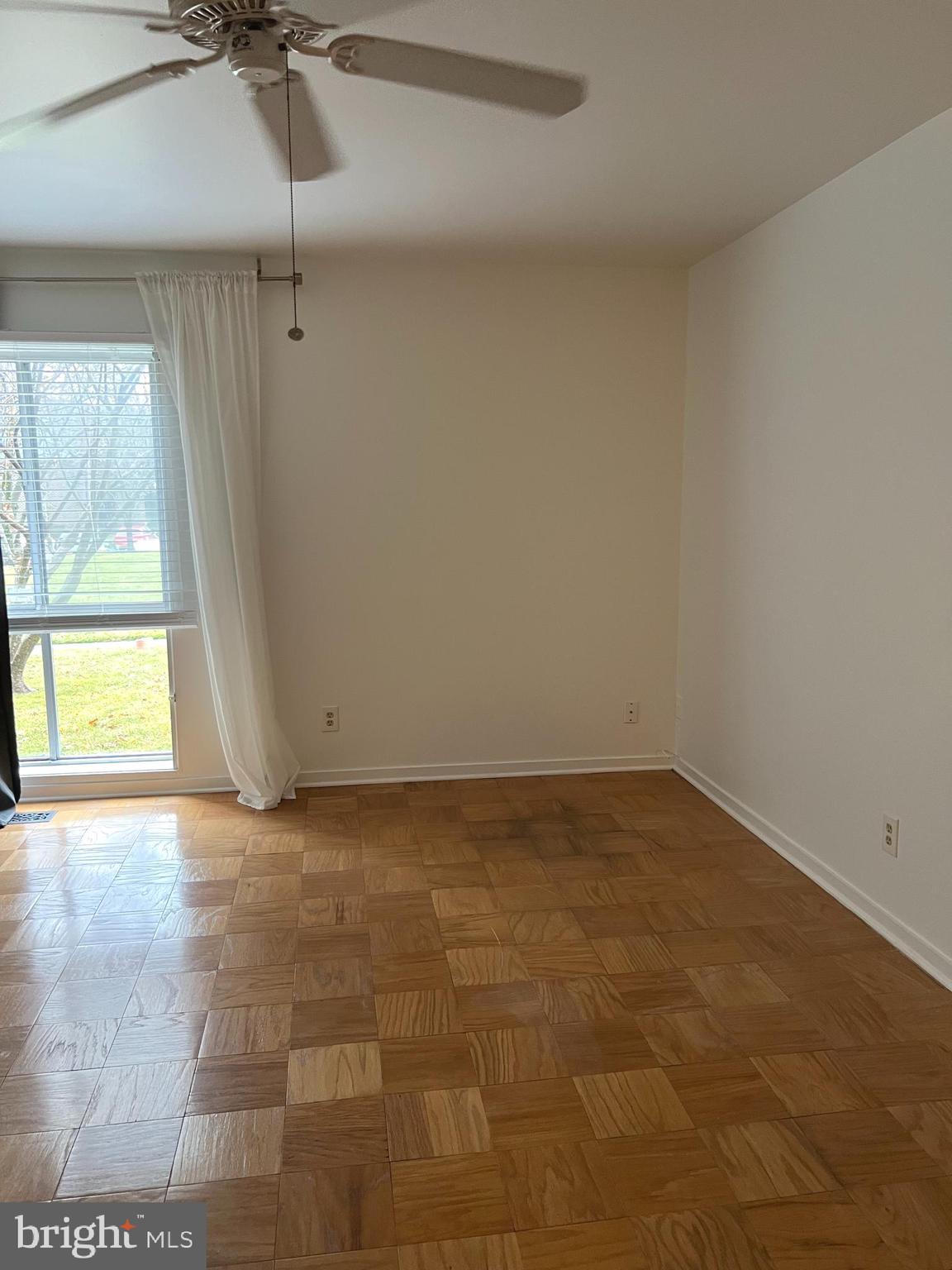 STEVENSON VILLAGE CONDO - Residential Lease