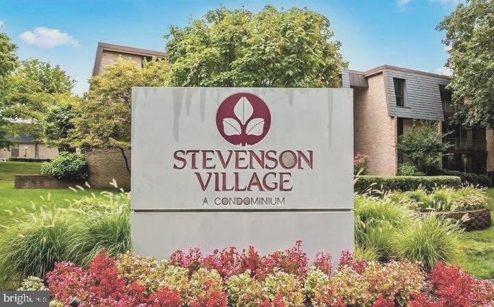 STEVENSON VILLAGE CONDO - Residential Lease