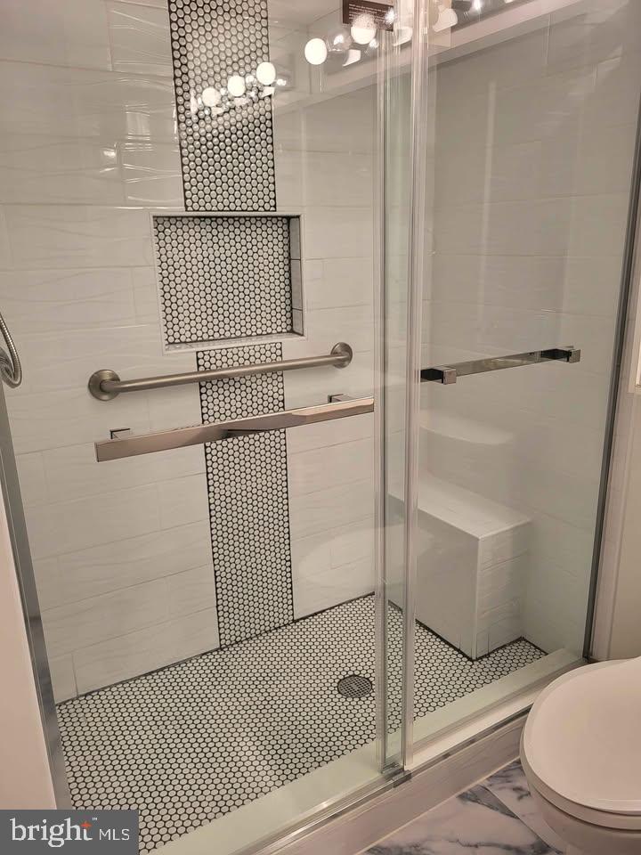 STEVENSON VILLAGE CONDO - Residential Lease