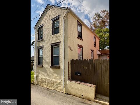 Photo of 349 AVENUE J, COLUMBIA, PA 17512 (MLS # PALA2041718)