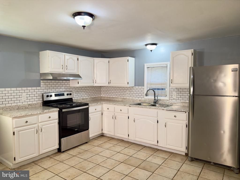 Photo of 349 AVENUE J, COLUMBIA, PA 17512 (MLS # PALA2041718)