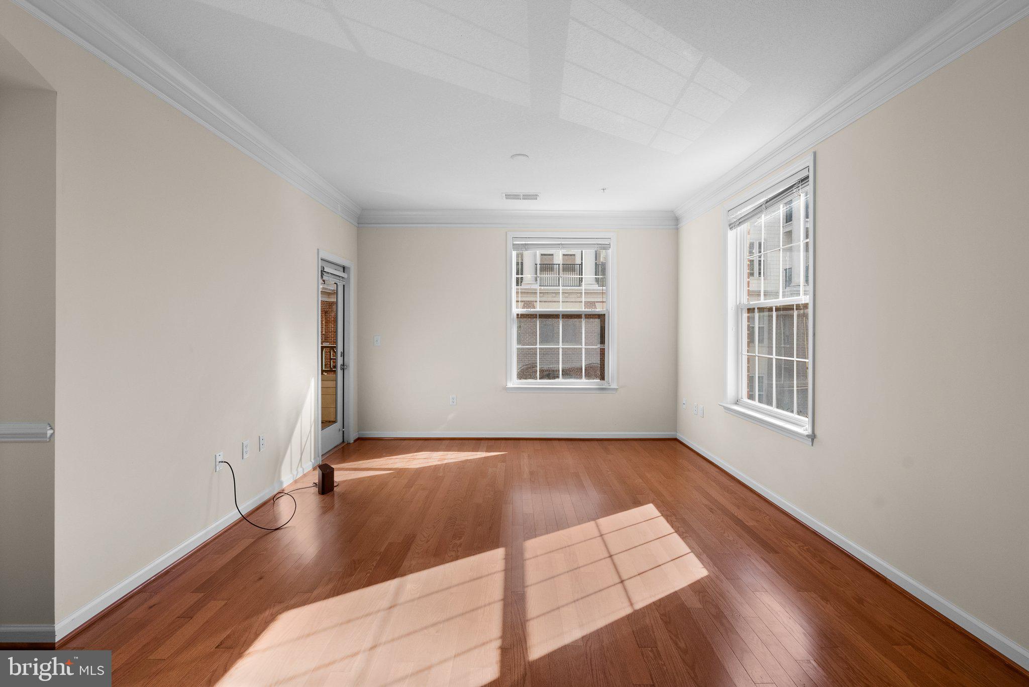 THE COLONNADE AT KENTLANDS - Residential Lease