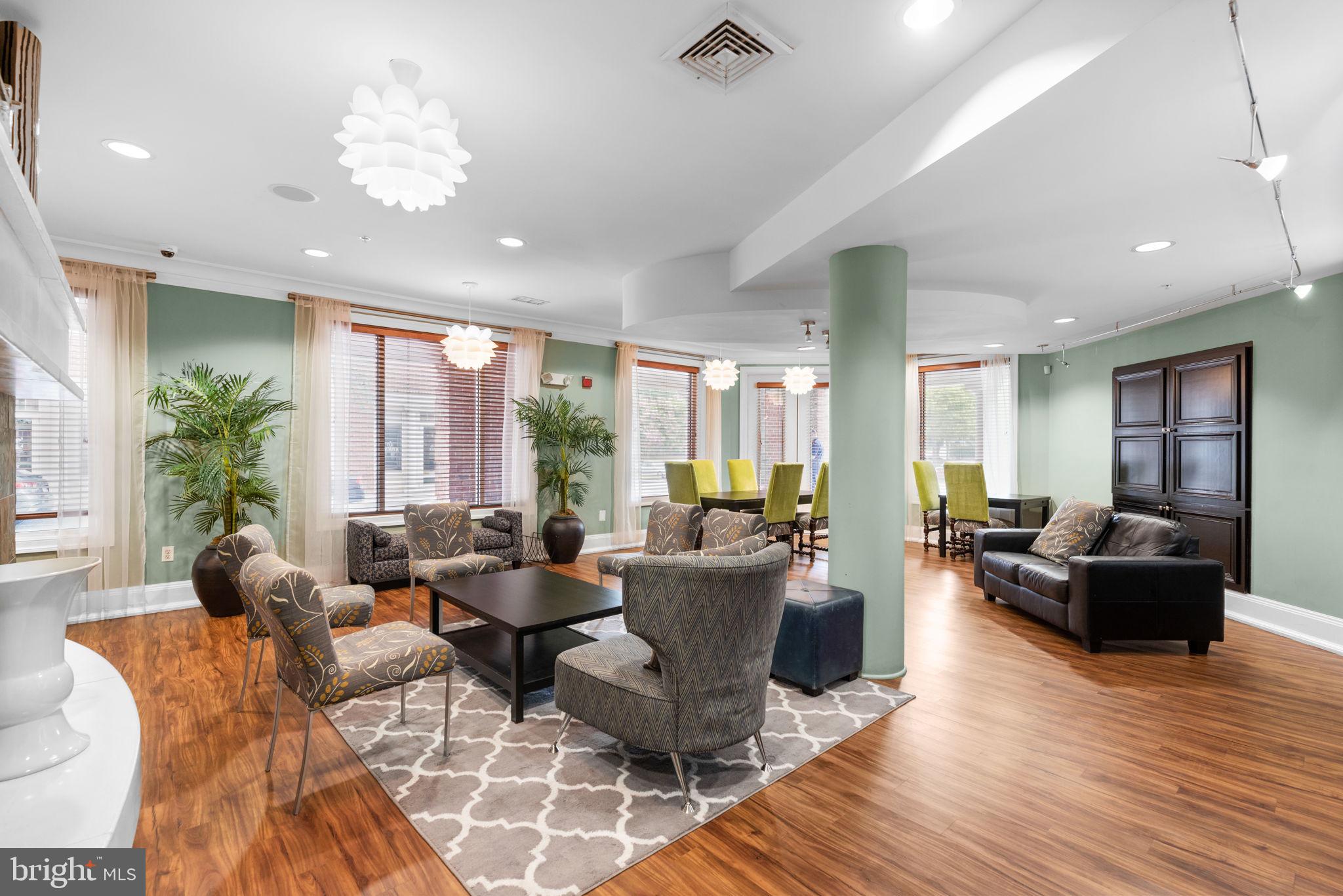 THE COLONNADE AT KENTLANDS - Residential Lease