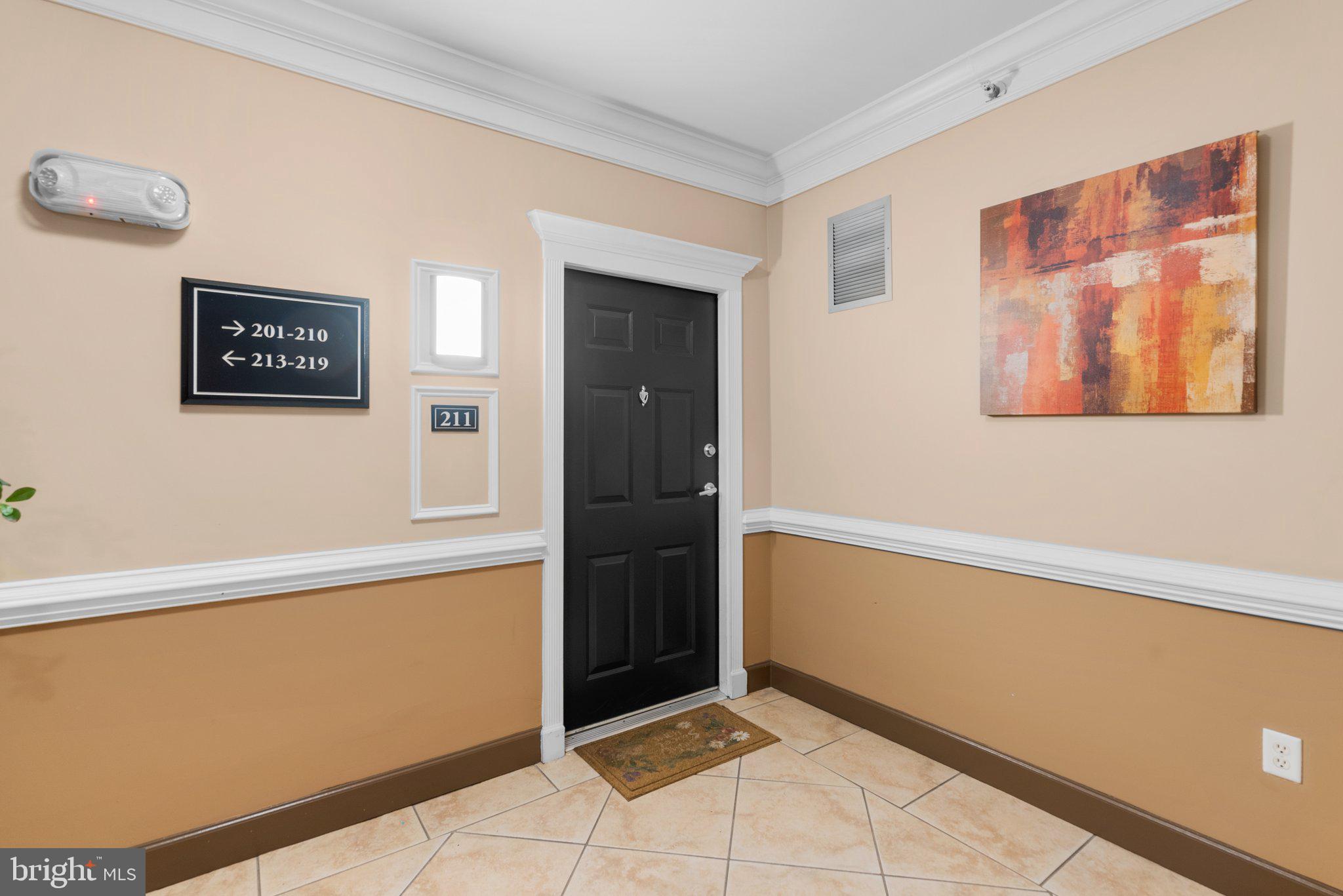 THE COLONNADE AT KENTLANDS - Residential Lease