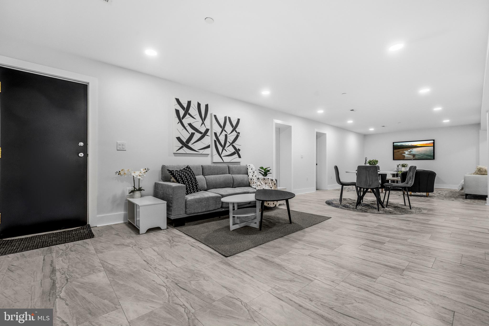 WOODMOOR - Residential