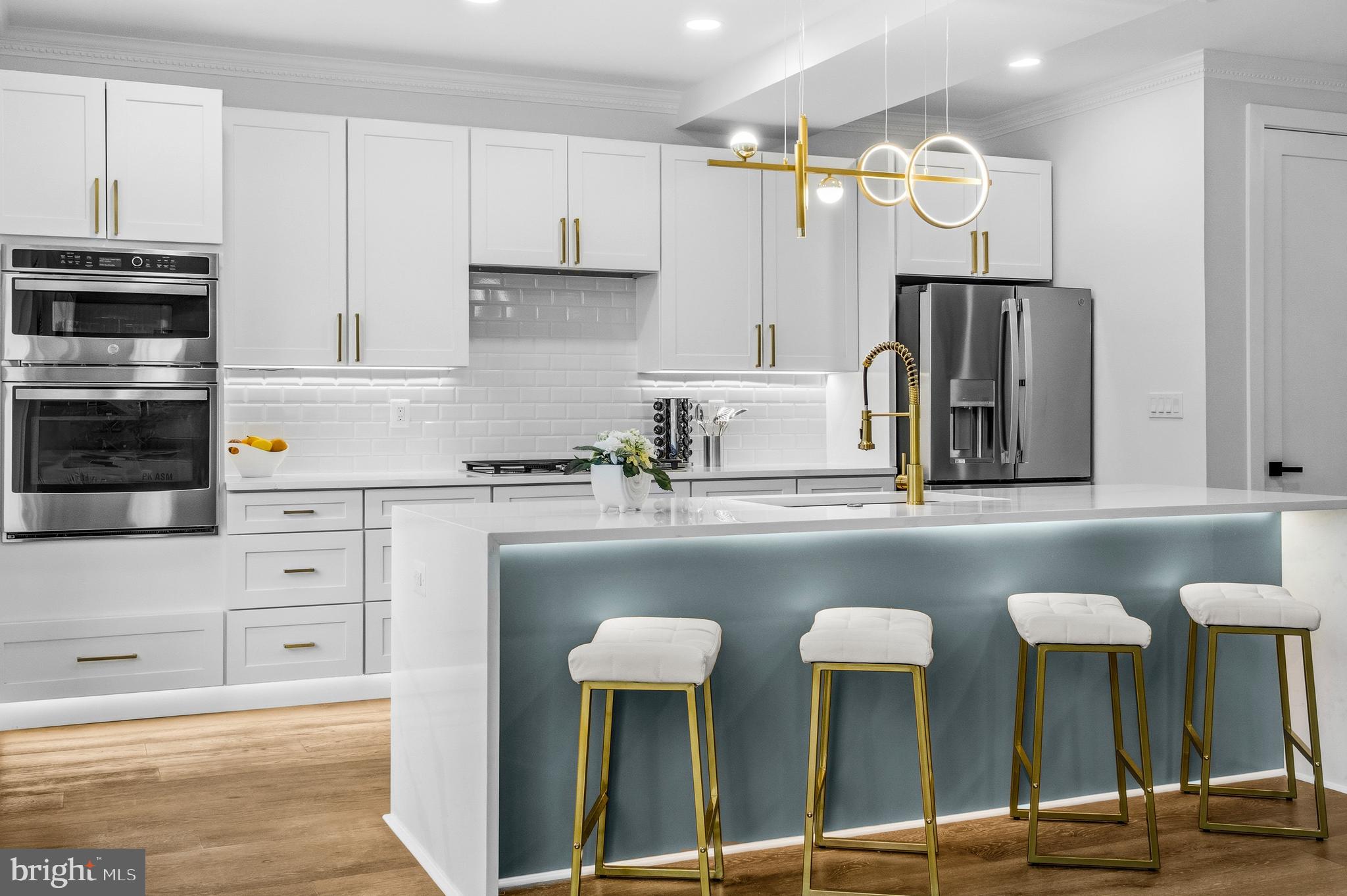 WOODMOOR - Residential