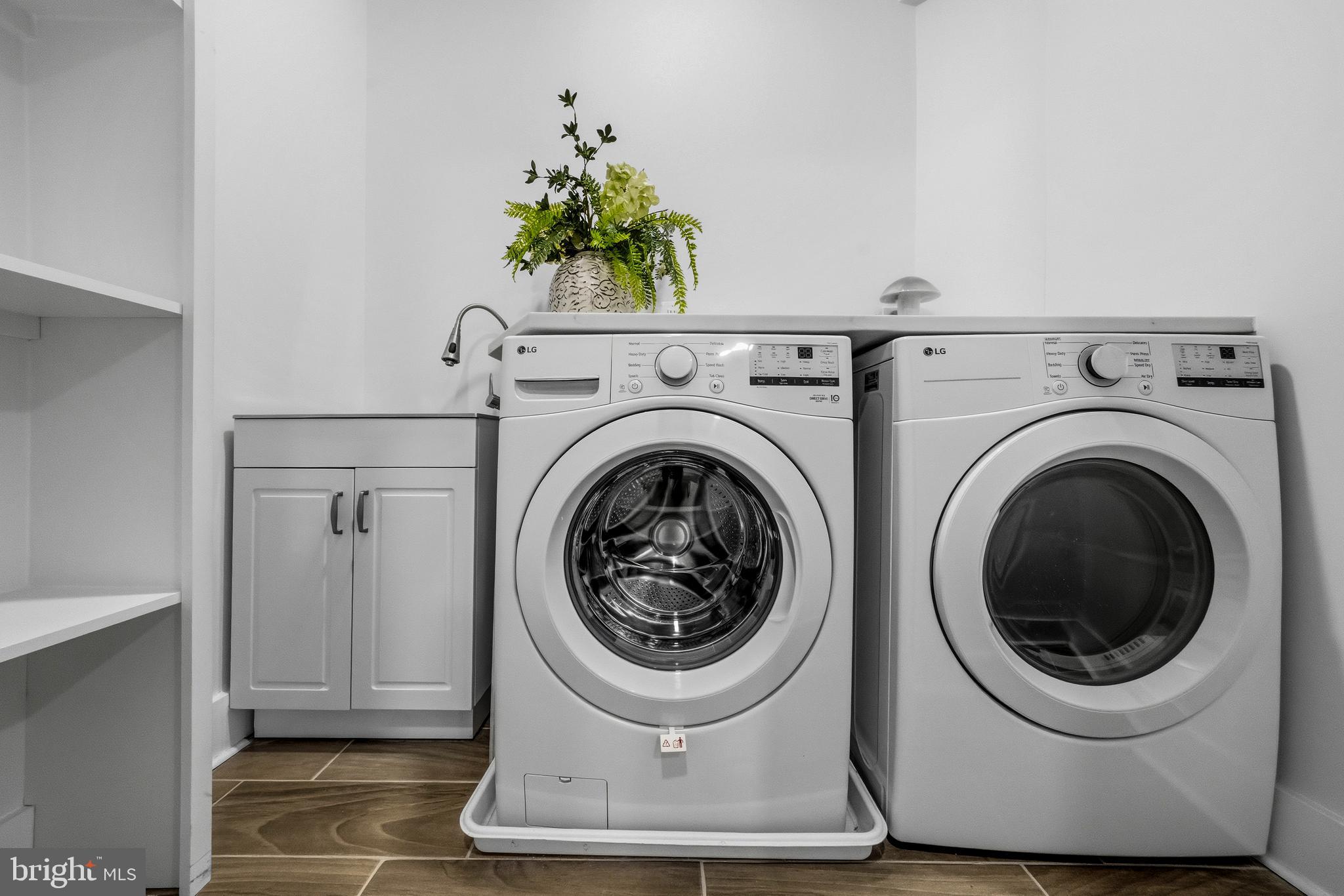 WOODMOOR - Residential