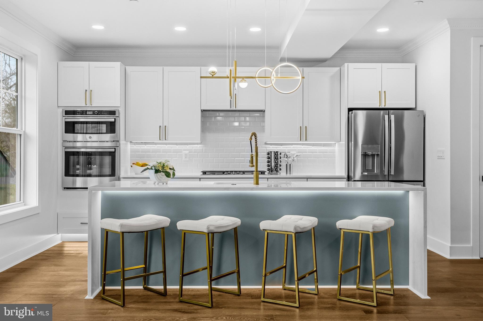 WOODMOOR - Residential