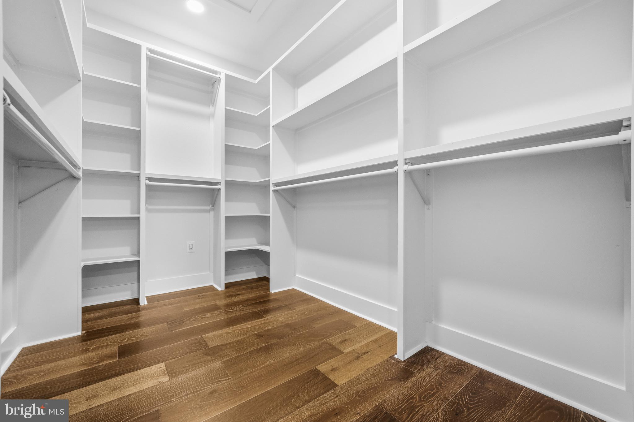 WOODMOOR - Residential