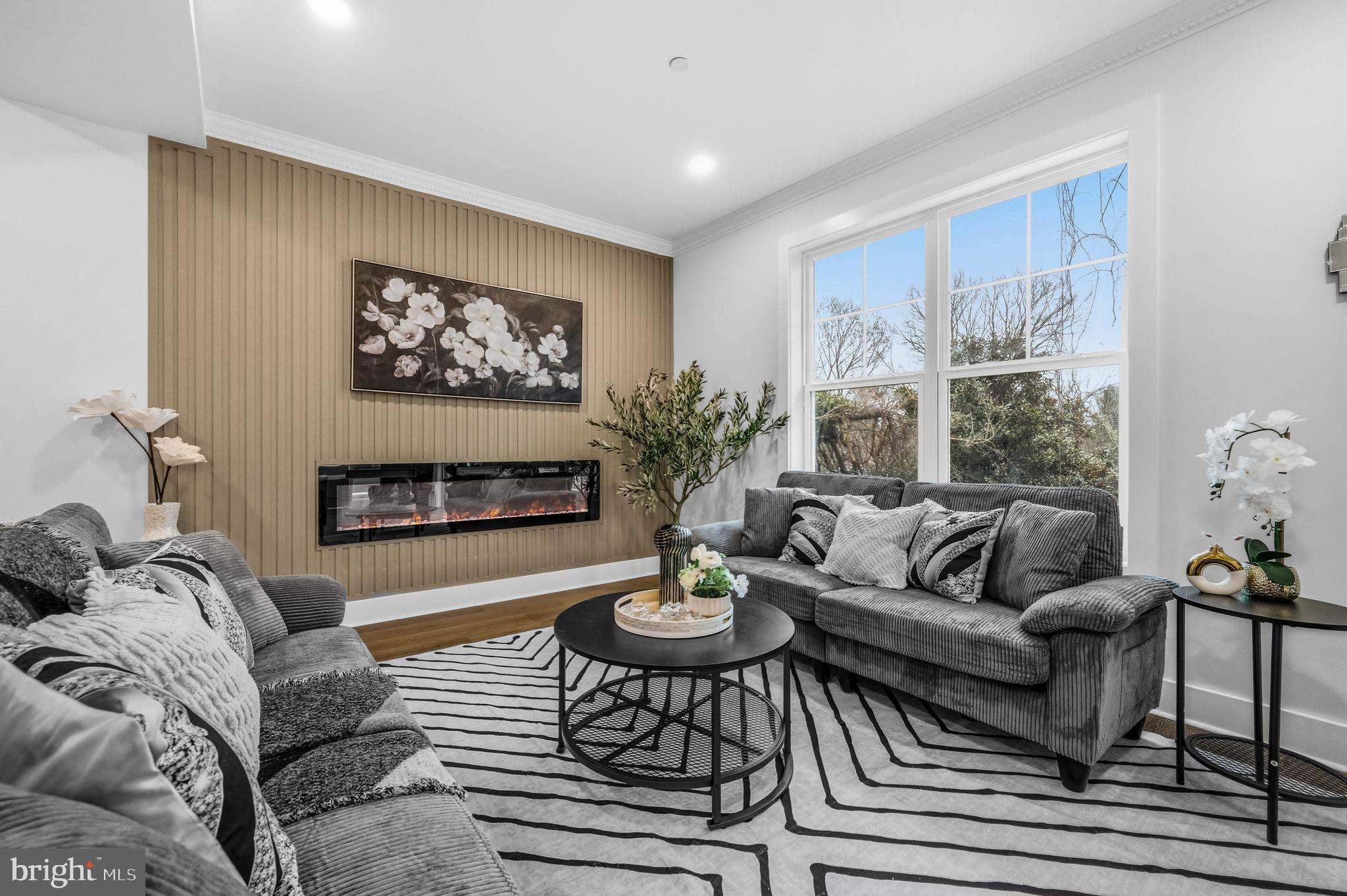 WOODMOOR - Residential