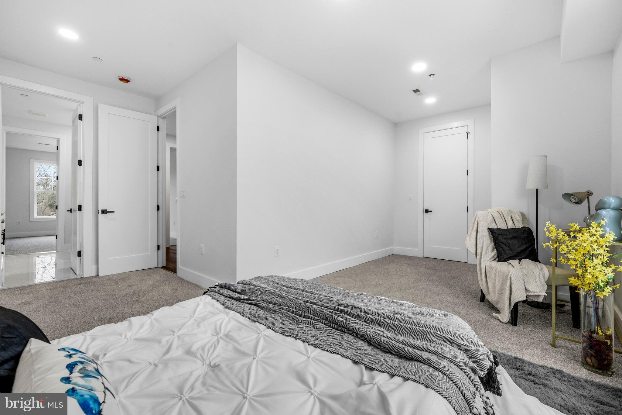 WOODMOOR - Residential