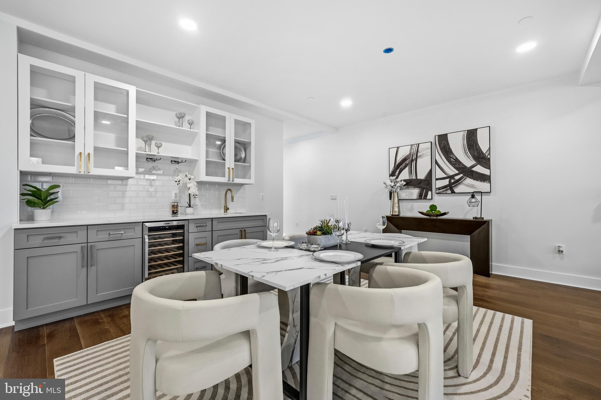 WOODMOOR - Residential