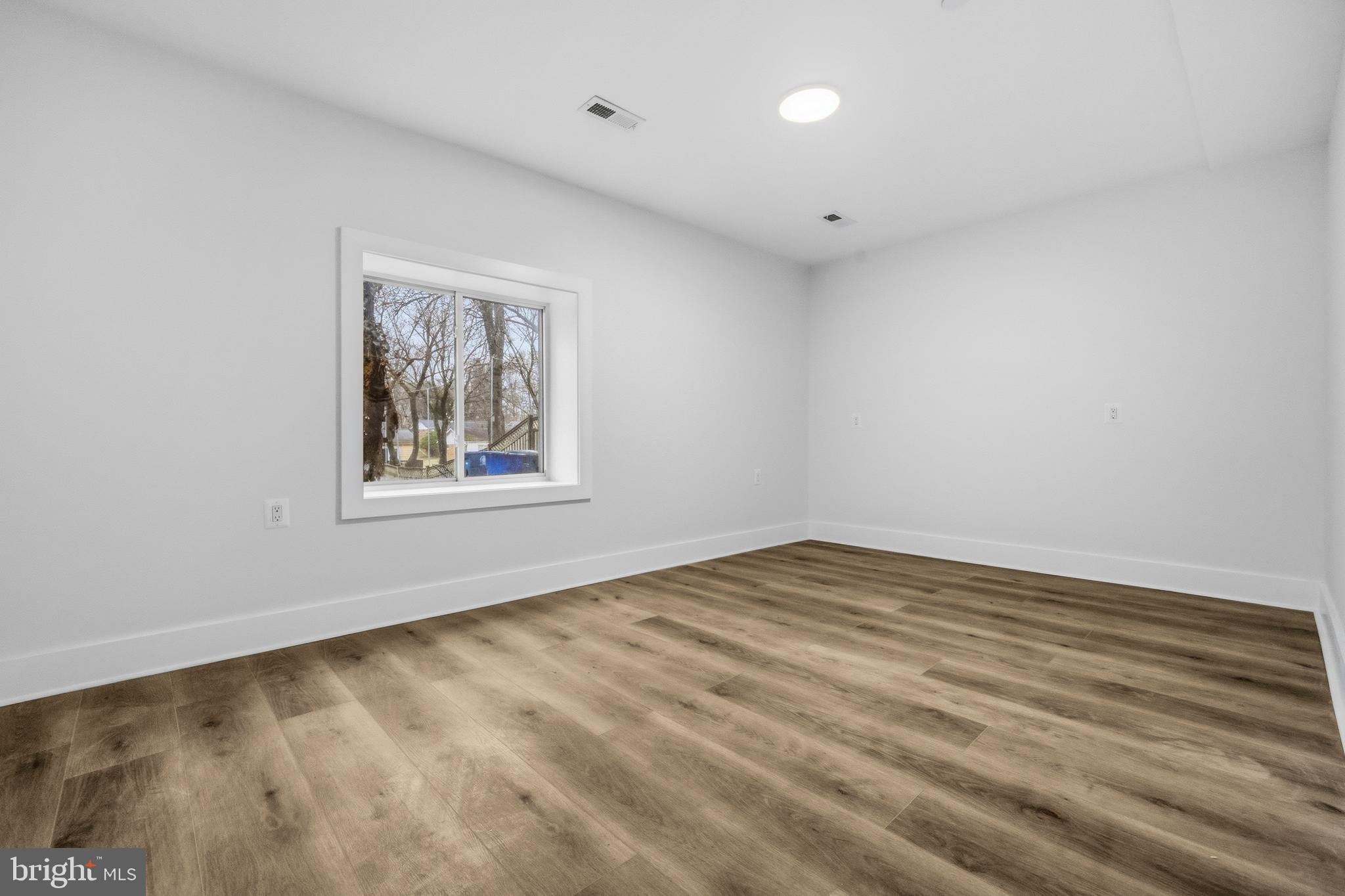 WOODMOOR - Residential