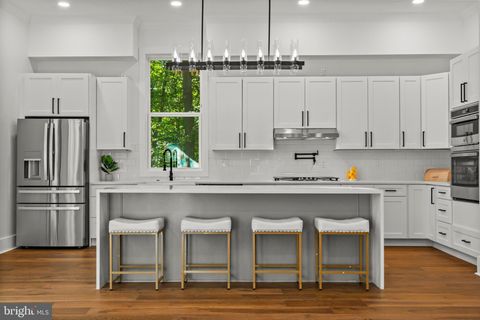 414 WATERFORD ROAD SILVER SPRING MD 20901