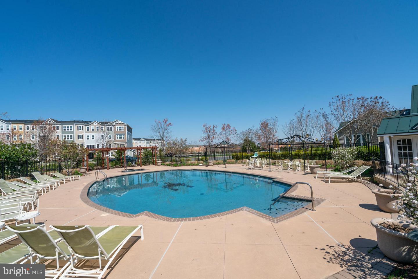 STONE RIDGE NORTH - Residential