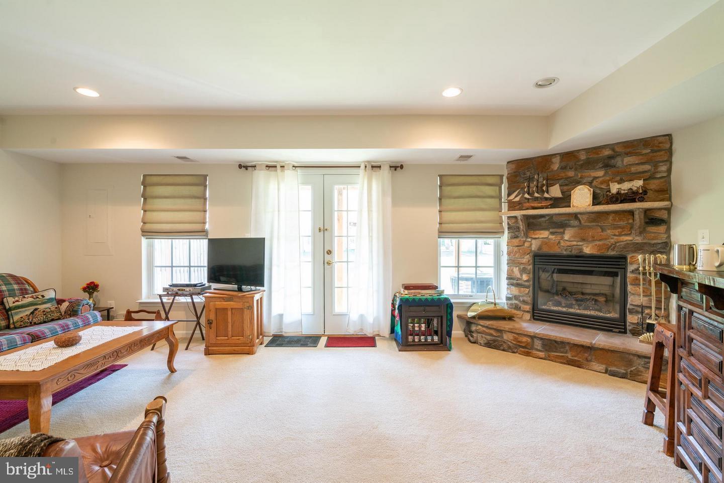 STONE RIDGE NORTH - Residential