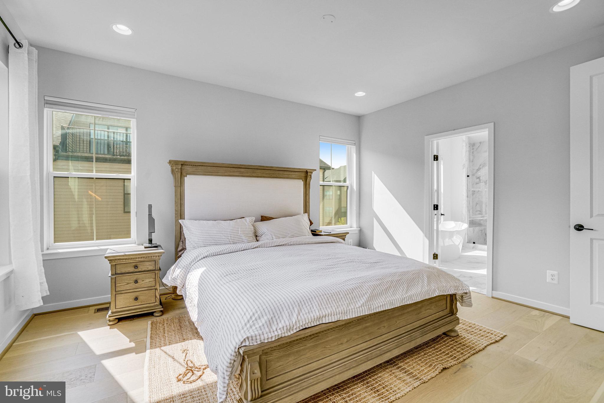 BREN POINTE - Residential