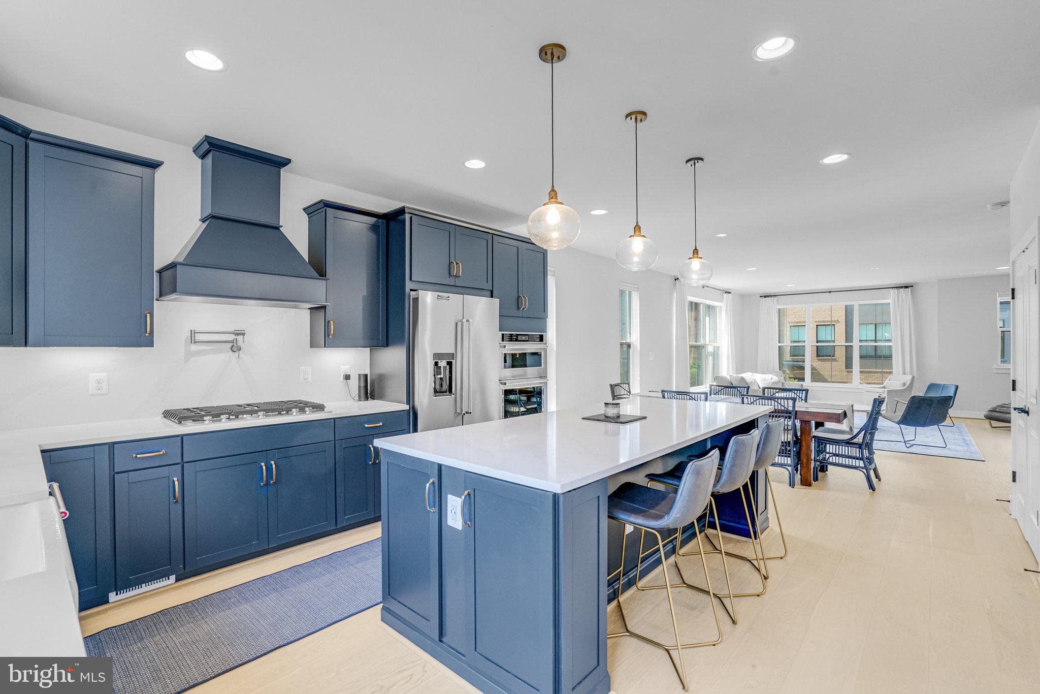 BREN POINTE - Residential