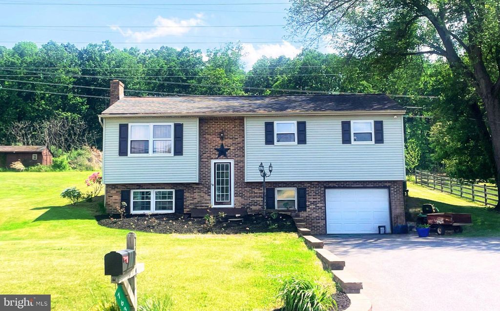 Photo of 763 Deaver Road, QUARRYVILLE, PA 17566 (MLS # PALA2088592)