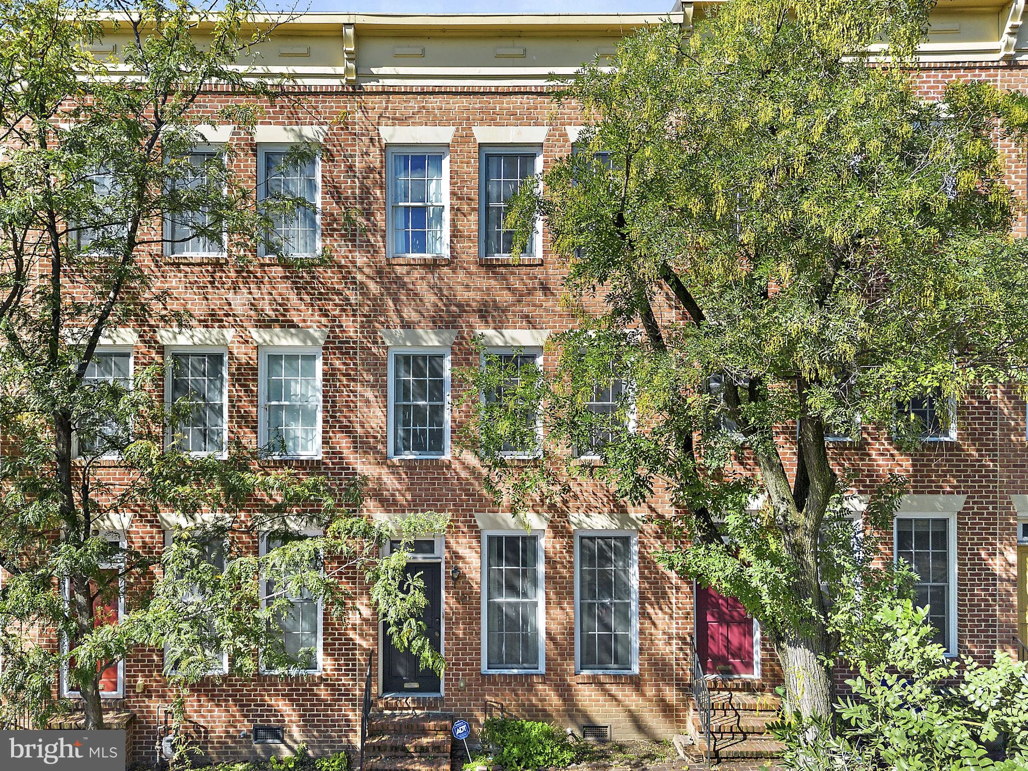 520 Saint Mary Street
