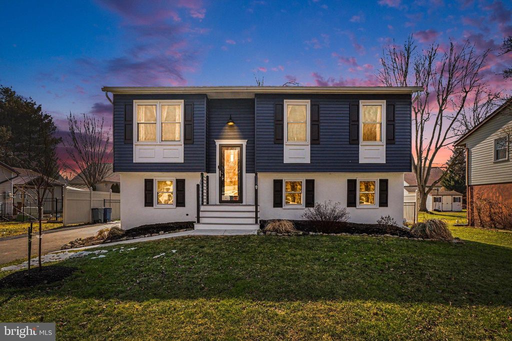 Photo of 430 Martin Avenue, MOUNT JOY, PA 17552 (MLS # PALA2083734)