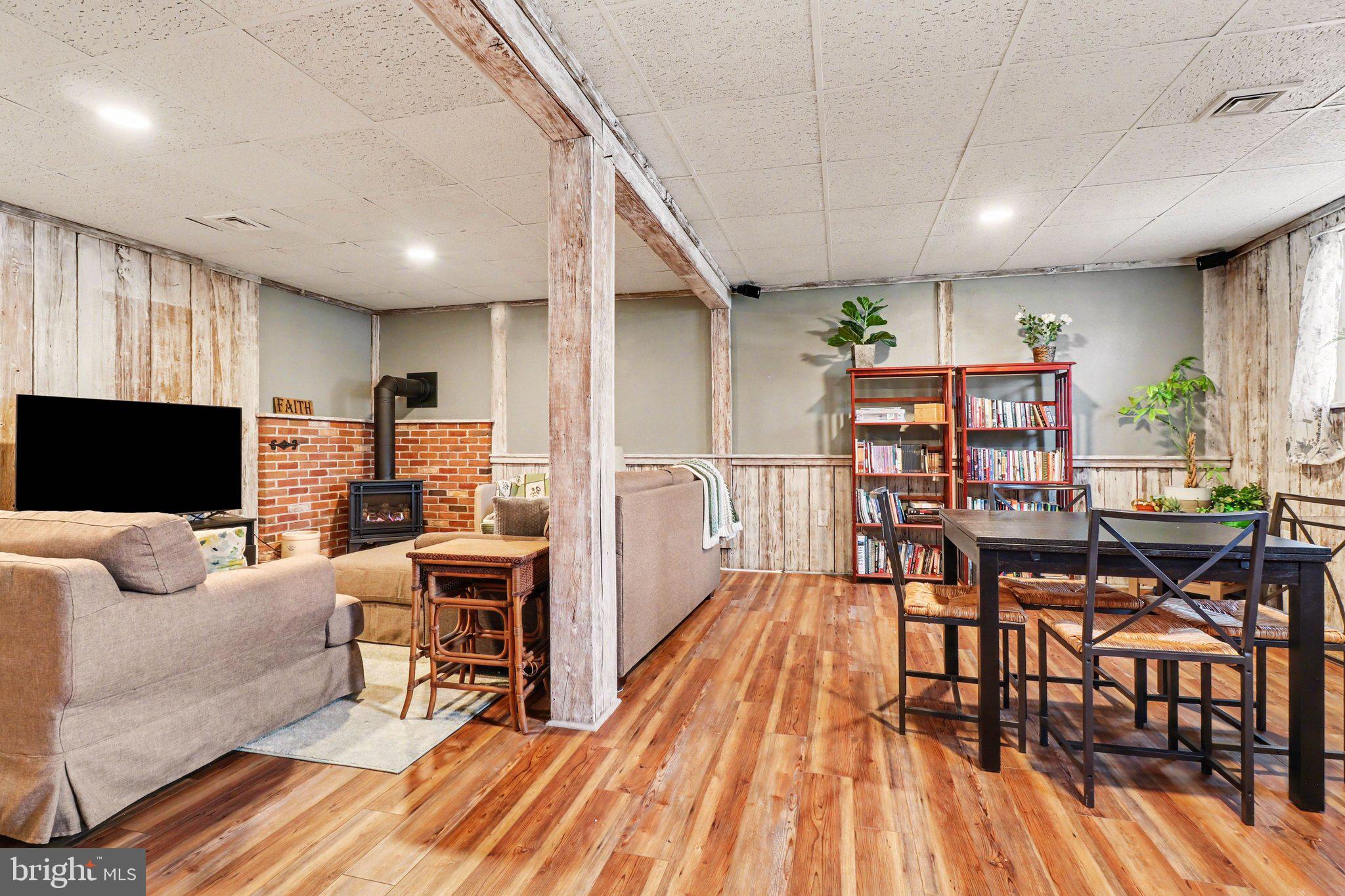 MOUNT JOY BOROUGH - Residential