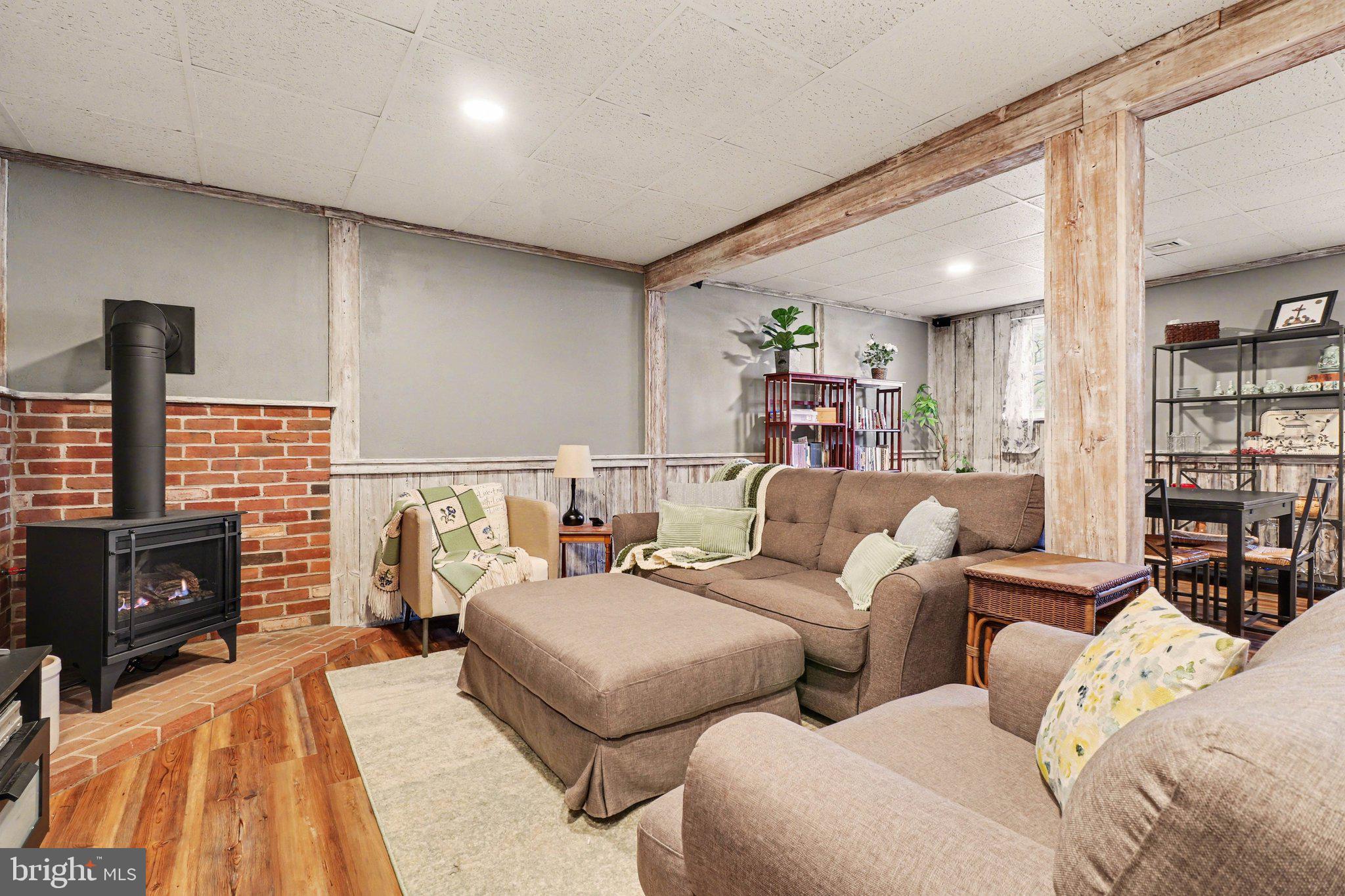 MOUNT JOY BOROUGH - Residential