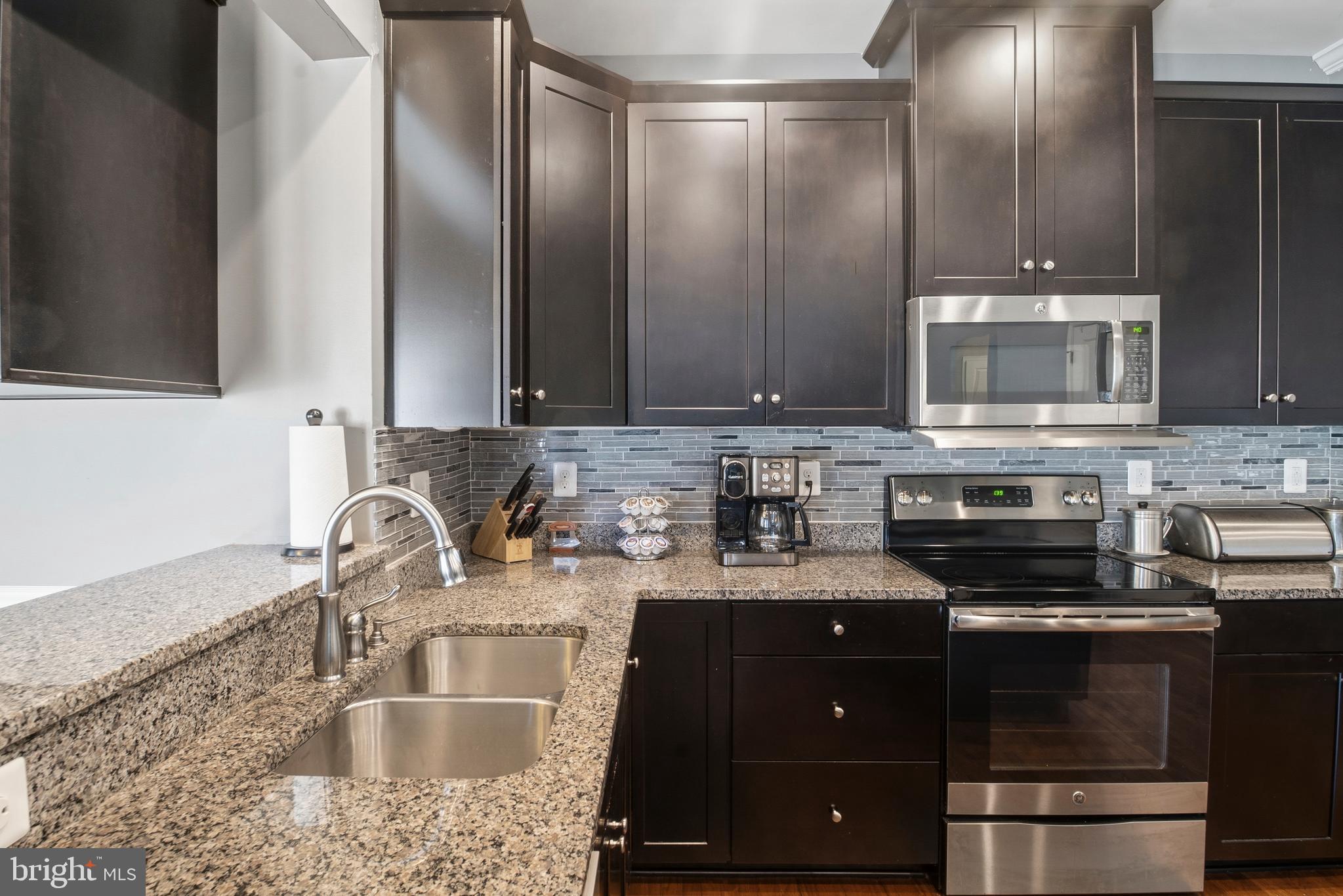 TANYARD COVE - Residential