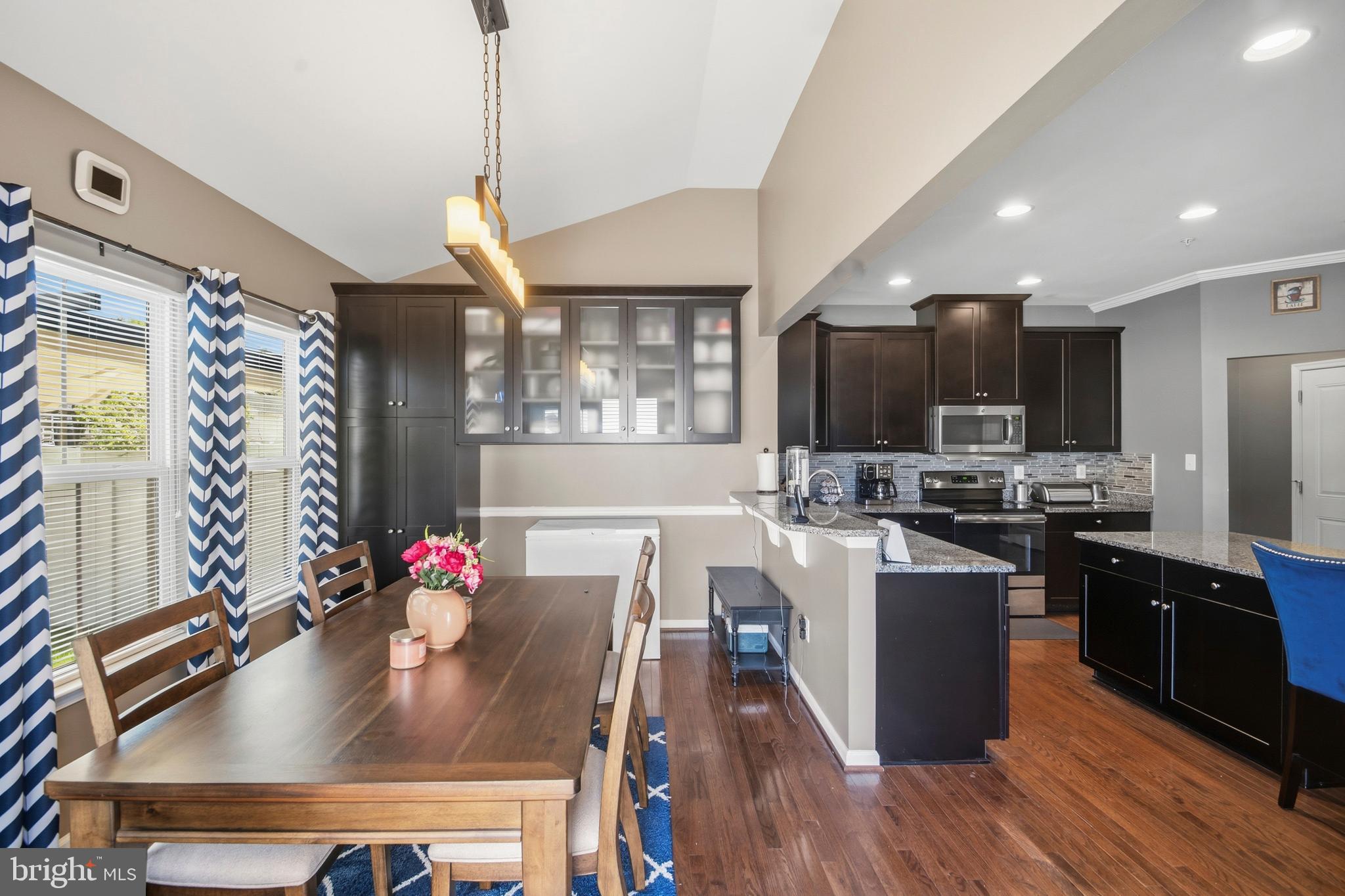 TANYARD COVE - Residential